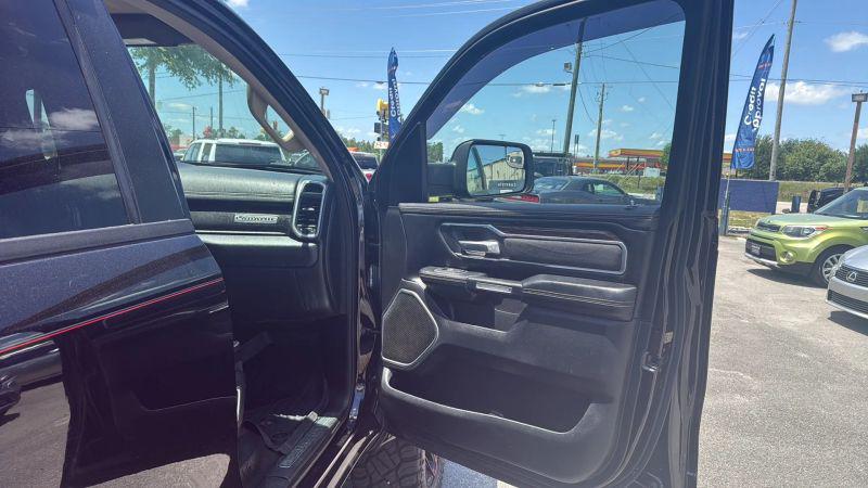 2020 Ram 1500 Laramie Crew Cab 4x4 6'4" Box