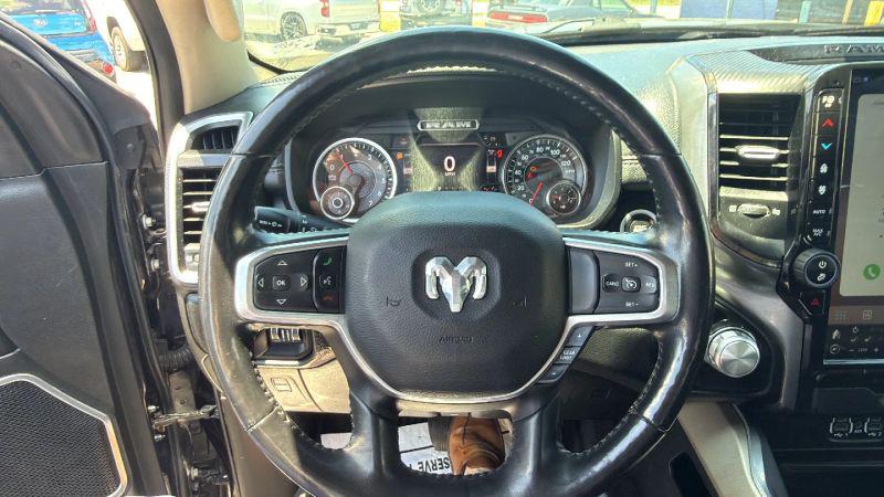 2020 Ram 1500 Laramie Crew Cab 4x4 6'4" Box