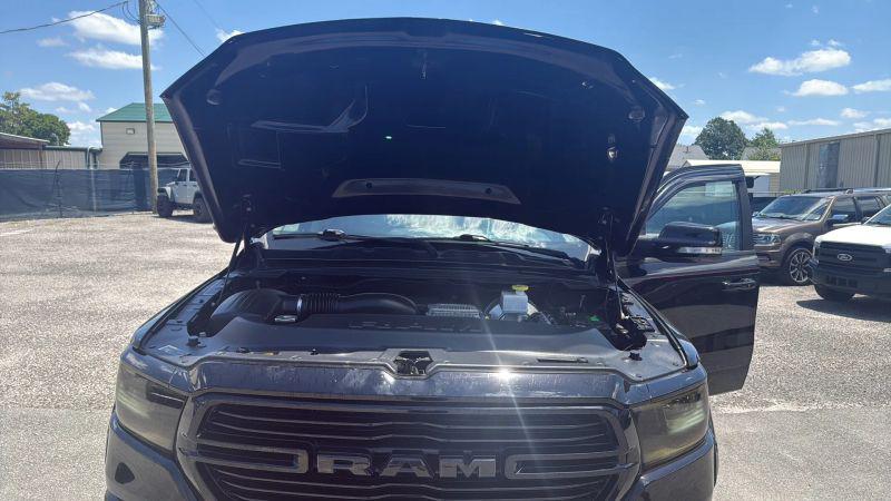 2020 Ram 1500 Laramie Crew Cab 4x4 6'4" Box