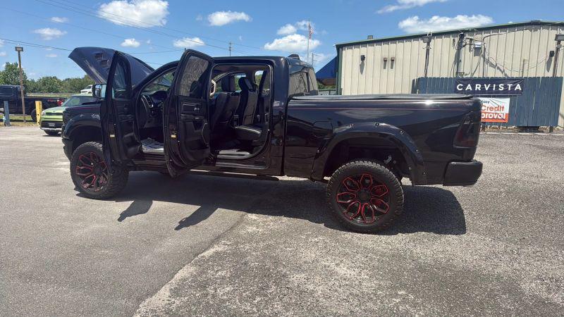 2020 Ram 1500 Laramie Crew Cab 4x4 6'4" Box