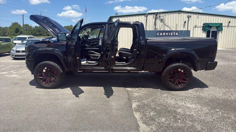 2020 Ram 1500 Laramie Crew Cab 4x4 6'4" Box