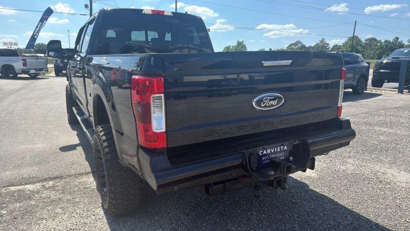 2017 Ford F-250 LARIAT