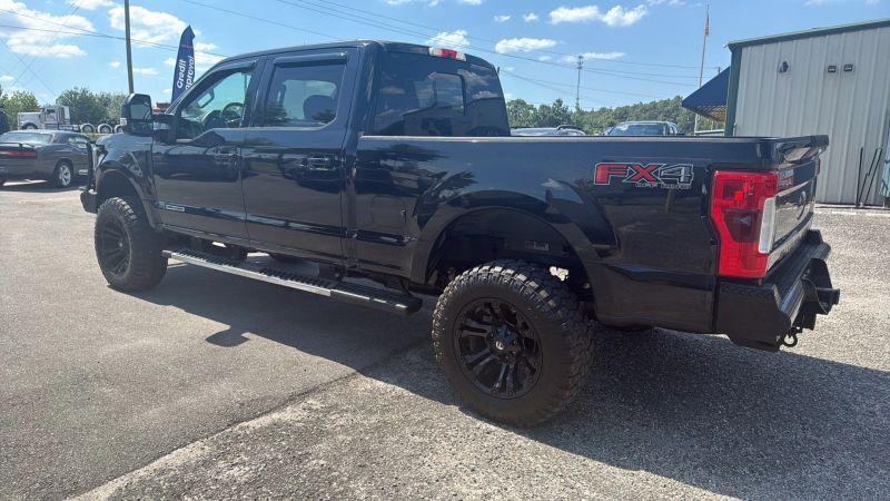 2017 Ford F-250 LARIAT