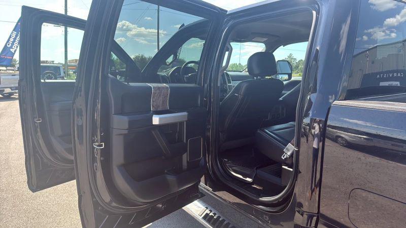 2017 Ford F-250 LARIAT