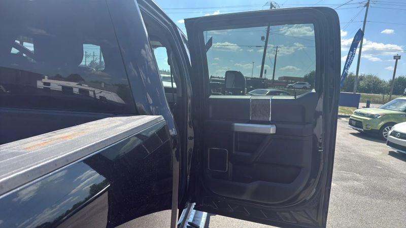 2017 Ford F-250 LARIAT