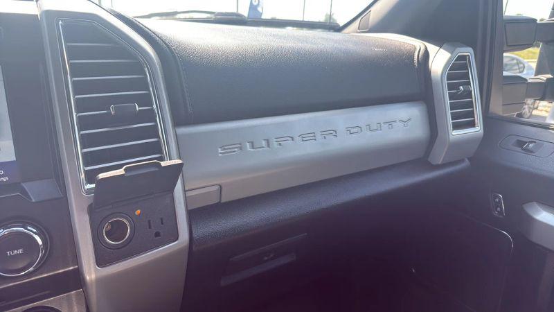 2017 Ford F-250 LARIAT