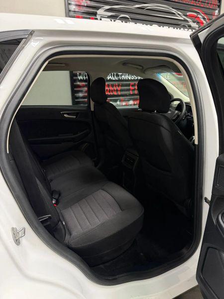 2018 Ford Edge SE