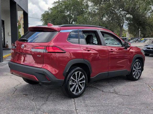 2023 Toyota Corolla Cross XLE