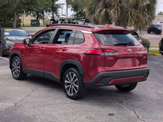 2023 Toyota Corolla Cross XLE