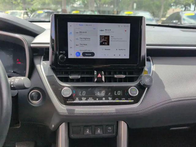 2023 Toyota Corolla Cross XLE