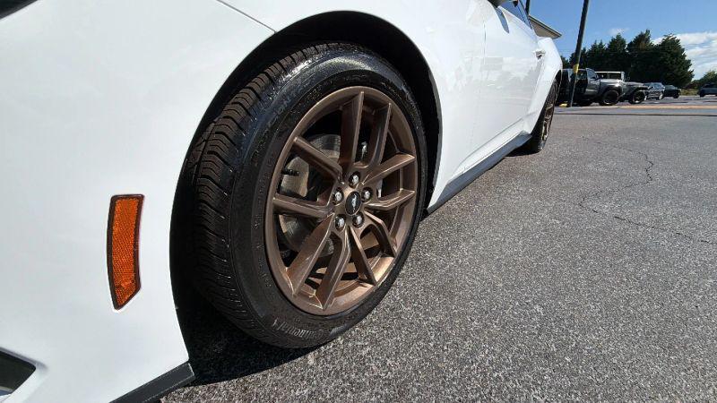 2024 Ford Mustang EcoBoost Premium Fastback