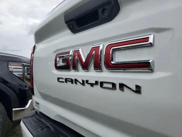 2026 GMC Canyon Elevation, RWD