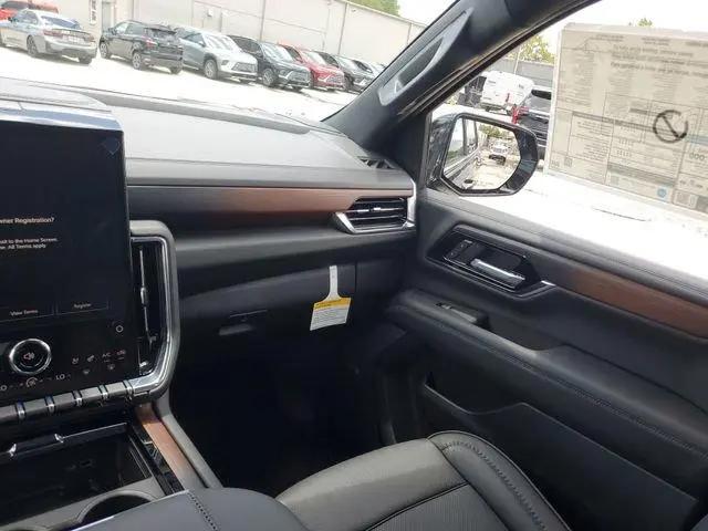 2026 GMC Yukon 4WD Denali