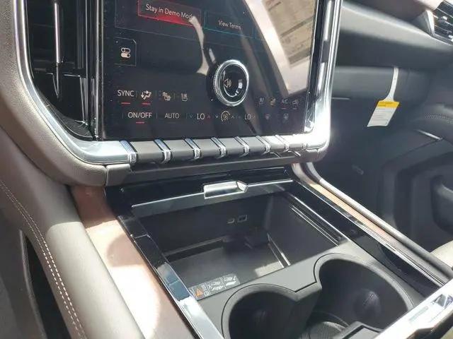 2026 GMC Yukon 4WD Denali