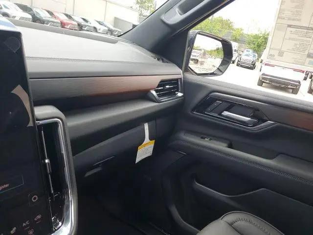 2026 GMC Yukon 4WD Denali