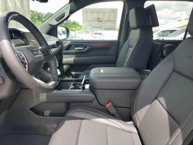 2026 GMC Yukon 4WD Denali