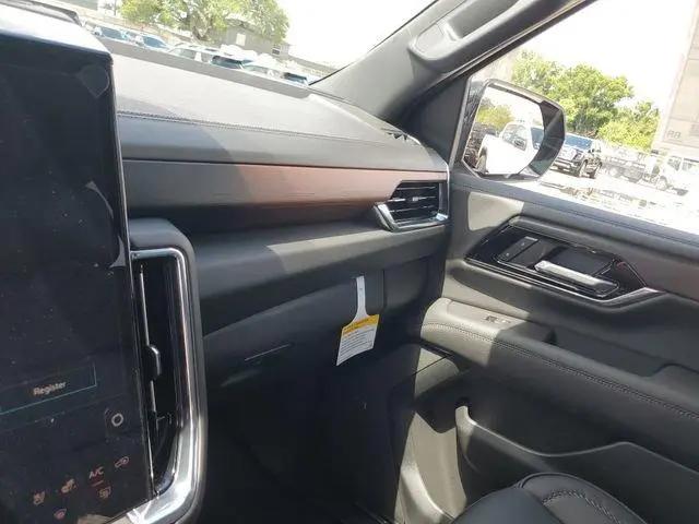 2026 GMC Yukon 4WD Denali