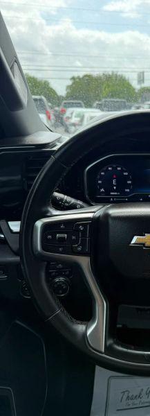 2023 Chevrolet Silverado 1500 2WD Crew Cab Short Bed LT