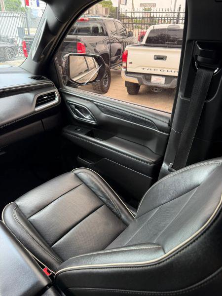 2021 GMC Yukon XL 4WD SLT