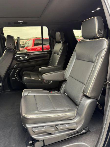 2021 GMC Yukon XL 4WD SLT