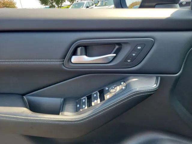 2025 Nissan Rogue SL Intelligent AWD