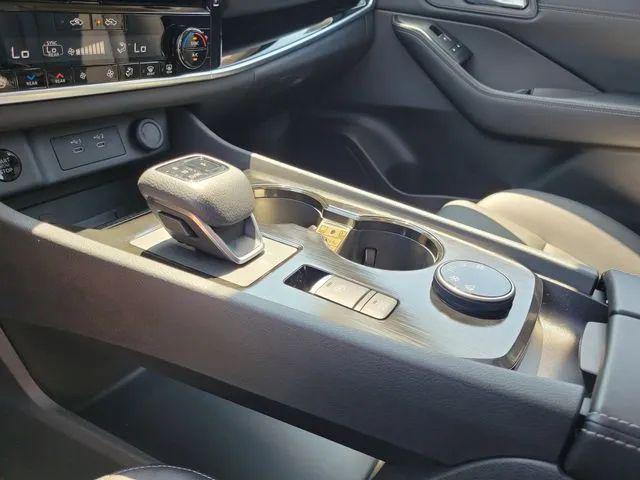 2025 Nissan Rogue SL Intelligent AWD