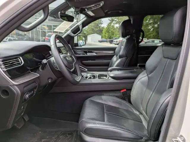 2022 Jeep Wagoneer Series II 4x2