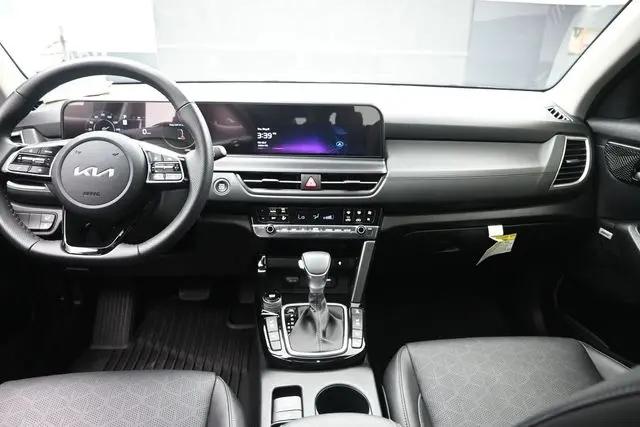 2025 Kia Seltos SX Turbo