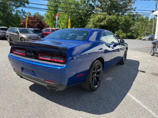2022 Dodge Challenger SXT