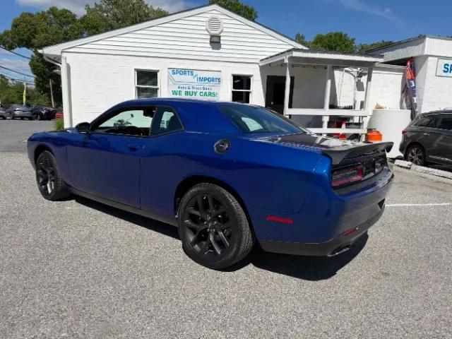2022 Dodge Challenger SXT