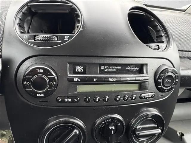 2003 Volkswagen New Beetle GLS 2.0L