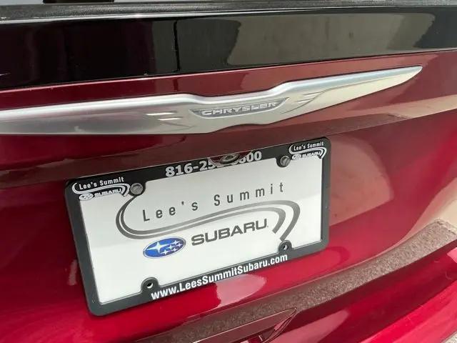 2017 Chrysler Pacifica Touring-L