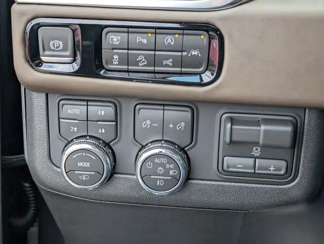 2026 GMC Yukon 4WD Denali Ultimate