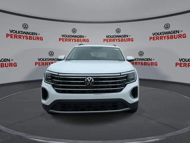 2026 Volkswagen Atlas SE with Technology