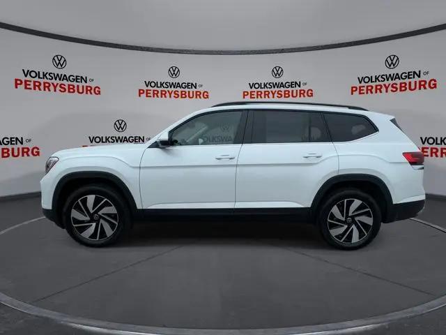 2026 Volkswagen Atlas SE with Technology
