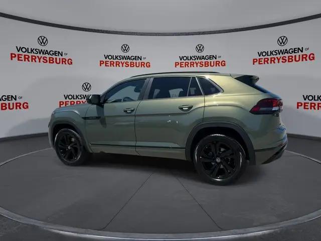 2026 Volkswagen Atlas Cross Sport SEL R-Line Black