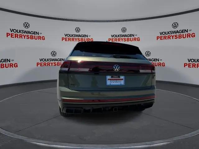2026 Volkswagen Atlas Cross Sport SEL R-Line Black