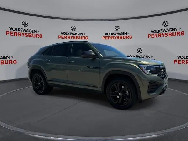 2026 Volkswagen Atlas Cross Sport SEL R-Line Black