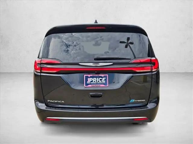 2023 Chrysler Pacifica Hybrid Touring L