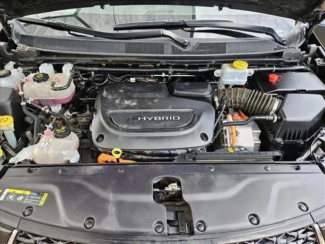 2023 Chrysler Pacifica Hybrid Touring L