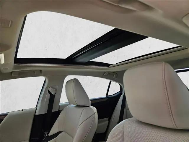 2024 Lexus ES 350 Luxury