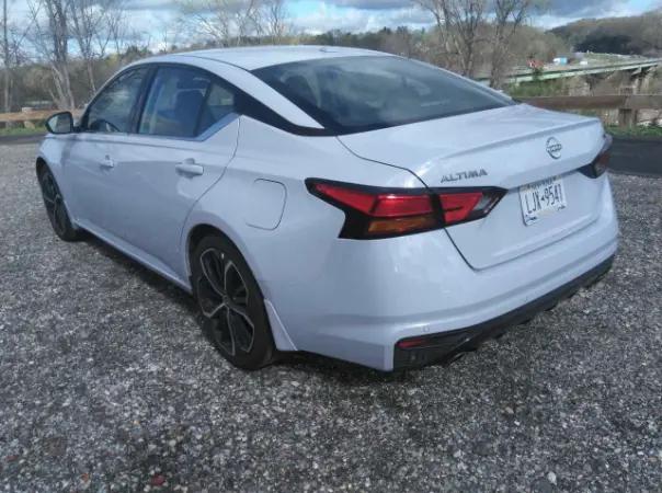 2024 Nissan Altima SR FWD