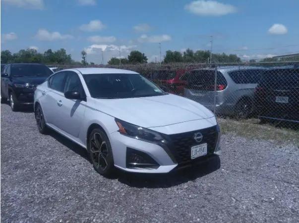 2024 Nissan Altima SR FWD