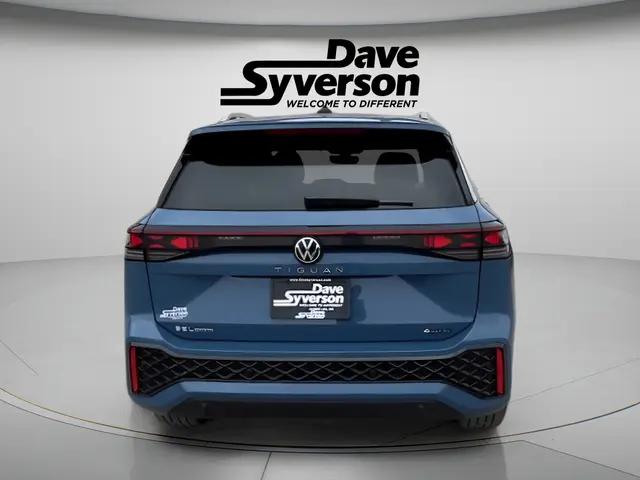 2026 Volkswagen Tiguan SEL R-Line Turbo
