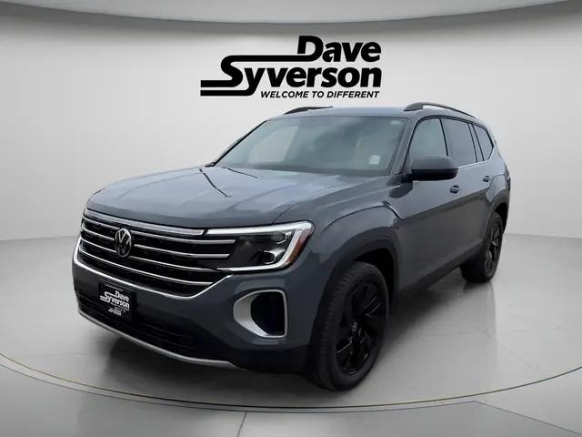 2026 Volkswagen Atlas SE with Technology for sale in Albert Lea, MN