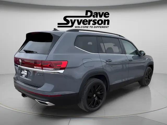 2026 Volkswagen Atlas SE with Technology