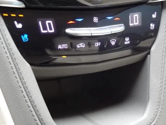 2020 Cadillac XT6 FWD Premium Luxury