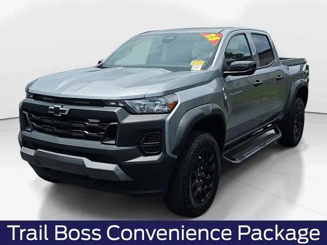 2023 Chevrolet Colorado 4WD Crew Cab Short Box Trail Boss