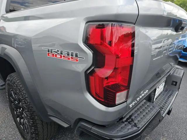 2023 Chevrolet Colorado 4WD Crew Cab Short Box Trail Boss