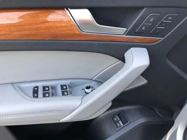 2021 Audi Q5 Premium Plus 55 TFSI e quattro S tronic